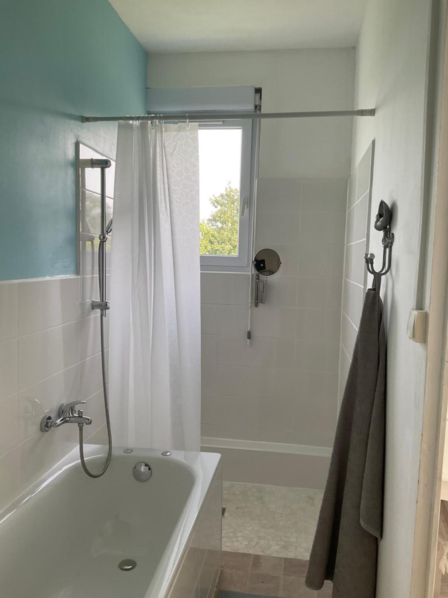 Saint-Pierre-du-Chemin La Brionniere Bed & Breakfast エクステリア 写真