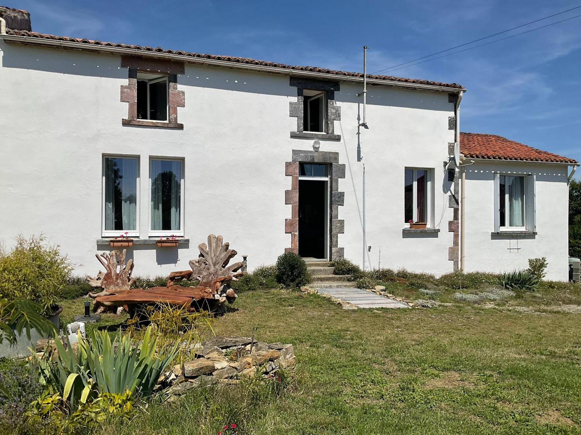 Saint-Pierre-du-Chemin La Brionniere Bed & Breakfast エクステリア 写真
