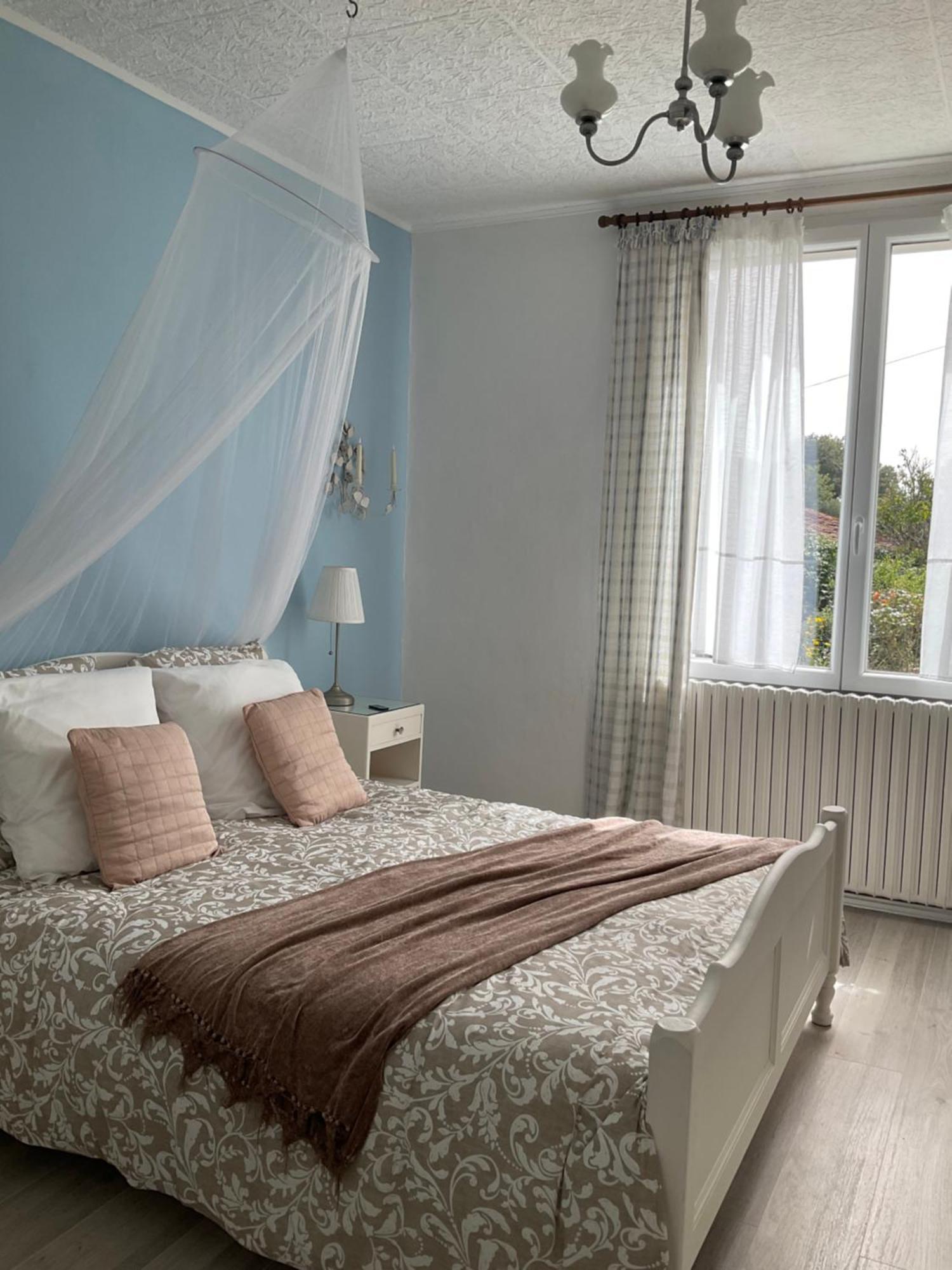 Saint-Pierre-du-Chemin La Brionniere Bed & Breakfast エクステリア 写真